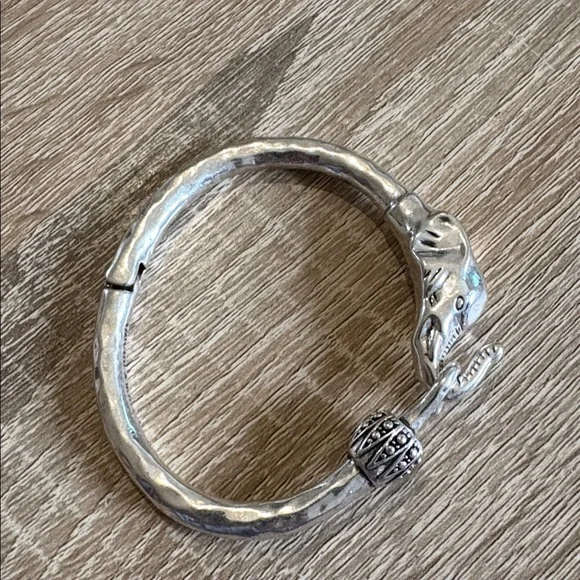 Lucky Brand Silver Elephant Design Bracelet - Picture 5 of 7